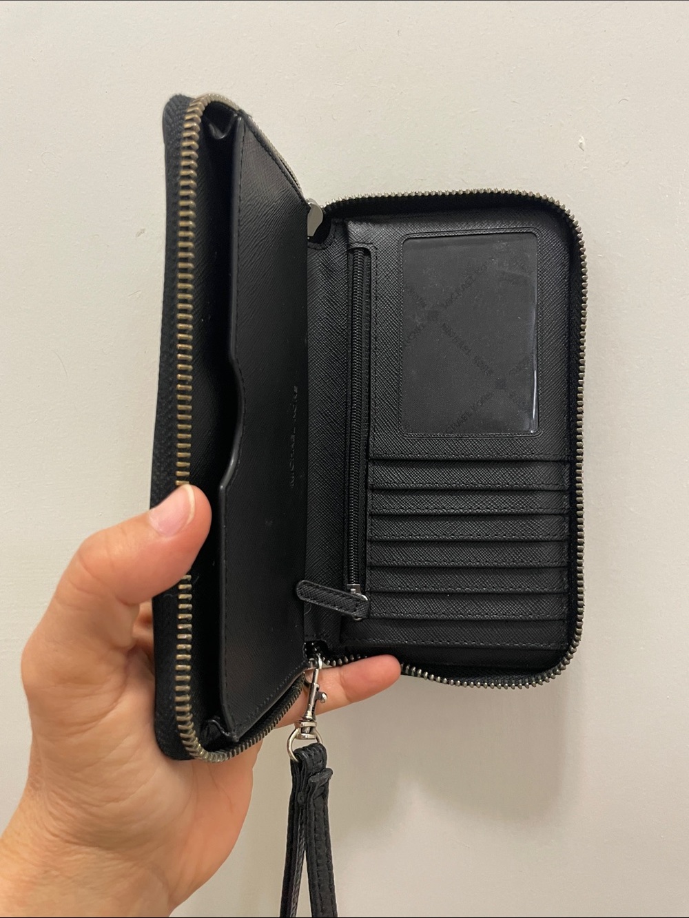 EUC Michael Kors Black Studded Leather Wristlet - Picture 12 of 16